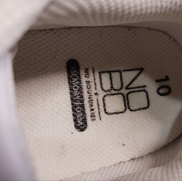 Women no boundary all white platform sneakers, size 10, white - Picture 5 of 6